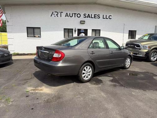 2003 Toyota Camry SE V6