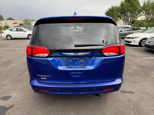 2018 Chrysler Pacifica LX