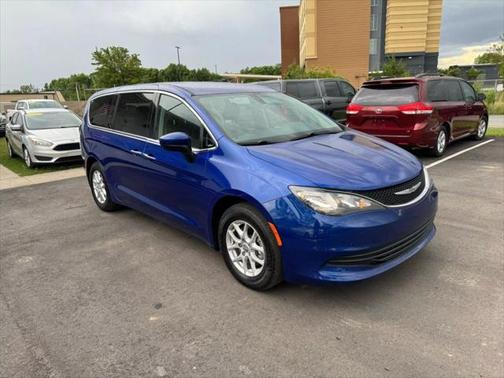 2018 Chrysler Pacifica LX