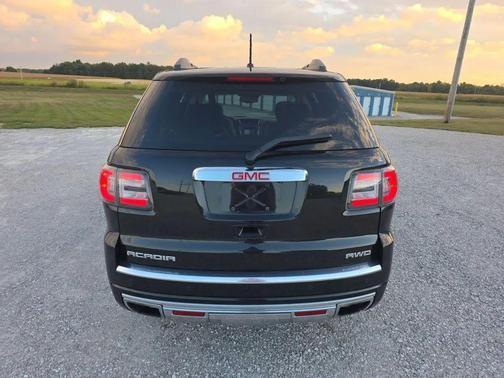 2014 GMC Acadia Denali