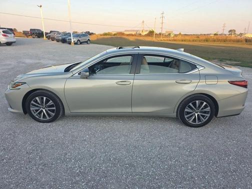 2019 Lexus ES 350 Base