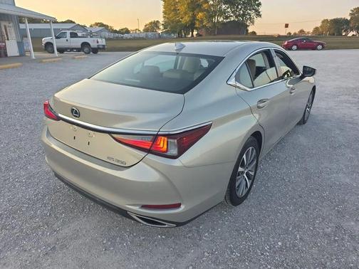 2019 Lexus ES 350 Base