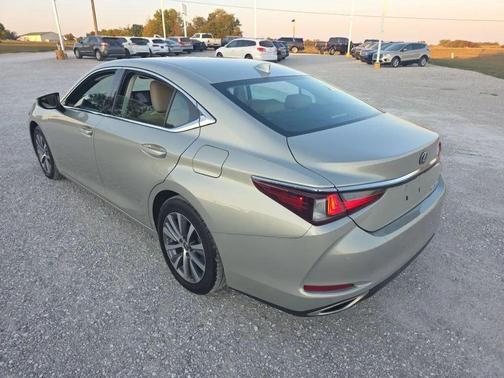 2019 Lexus ES 350 Base