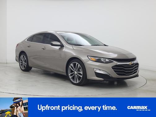 Gold 2022 Chevrolet Malibu LT