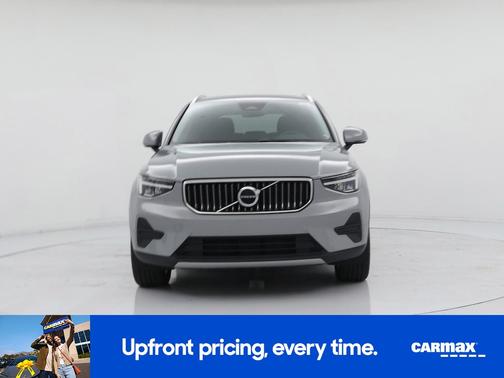 Gray 2024 Volvo XC40 B5 Core Bright Theme
