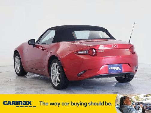 2016 Mazda MX-5 Miata Sport