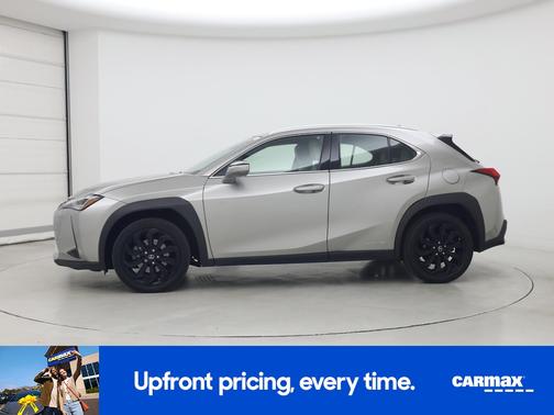 2022 Lexus UX 250h 