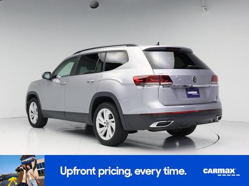 Silver 2023 Volkswagen Atlas SE w/Tech