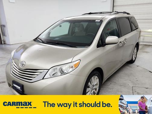 2015 Toyota Sienna LE