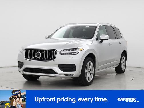 2021 Volvo XC90 T6 Momentum