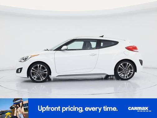 White 2017 Hyundai Veloster Turbo