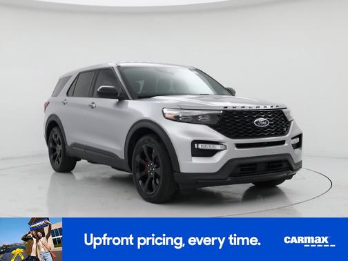 Silver 2022 Ford Explorer ST