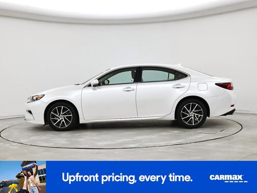 White 2016 Lexus ES 350