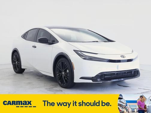 2025 Toyota Prius XLE
