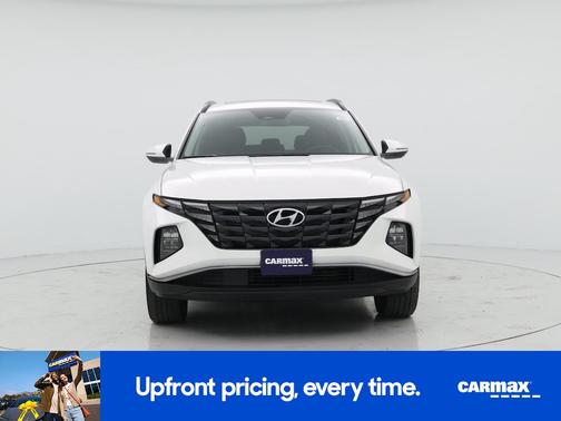 White 2023 Hyundai TUCSON SEL
