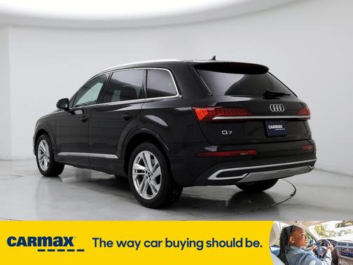 2023 Audi Q7 Premium Plus