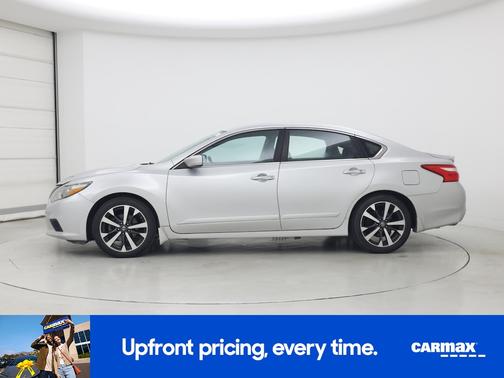 2016 Nissan Altima SR