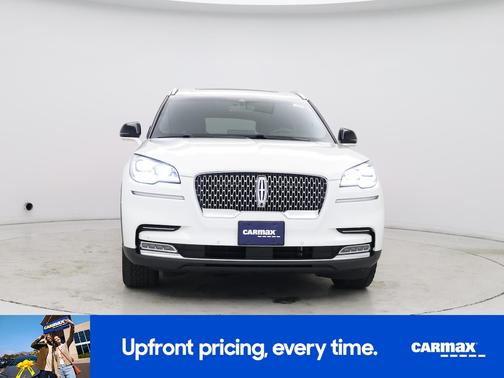 White 2023 Lincoln Aviator Reserve