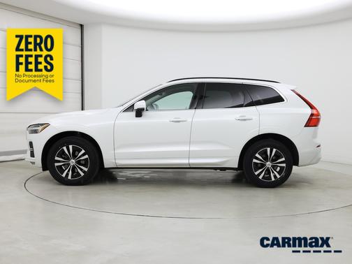 White 2023 Volvo XC60 B5 Core
