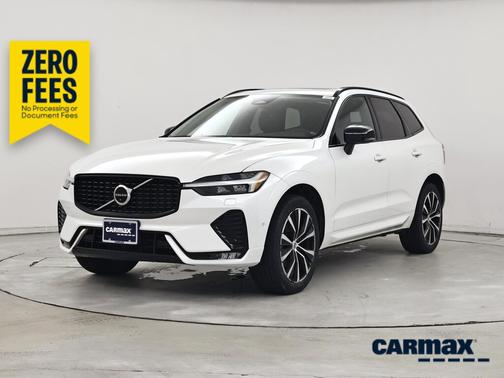 White 2023 Volvo XC60 B5 Plus Dark Theme