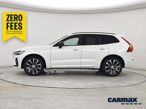 White 2023 Volvo XC60 B5 Plus Dark Theme