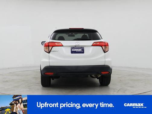White 2017 Honda HR-V EX