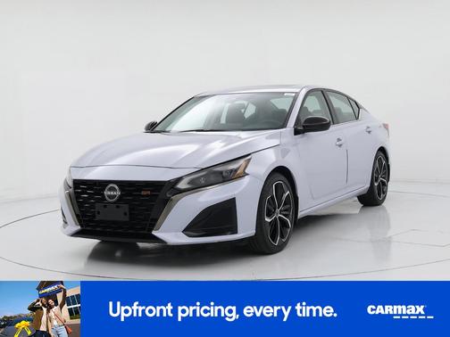 Gray 2024 Nissan Altima SR