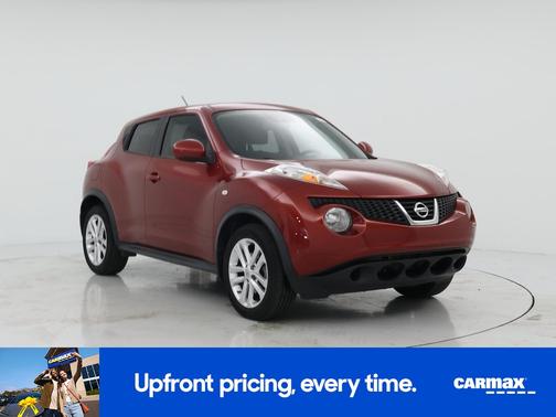 Burgundy 2014 Nissan Juke SV