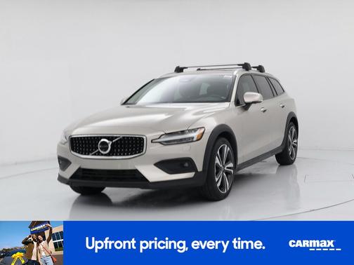 2024 Volvo V60 Cross Country B5 Plus