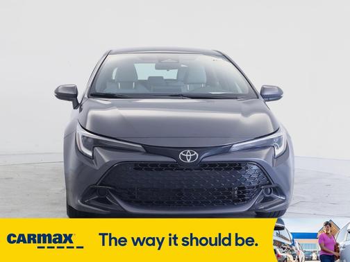 2025 Toyota Corolla Hatchback SE