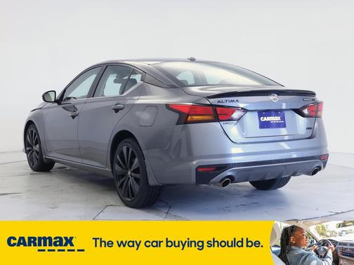 2022 Nissan Altima SR