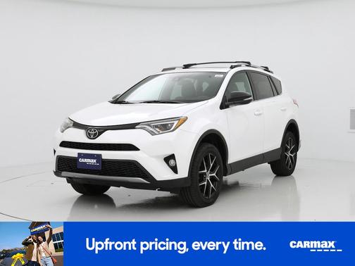 2017 Toyota RAV4 SE