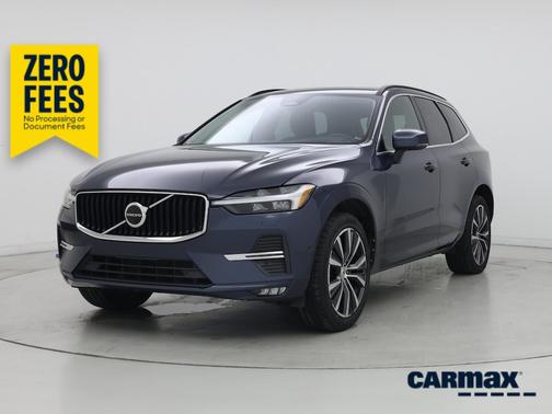 Blue 2022 Volvo XC60 B5 Momentum