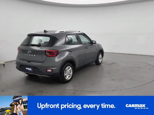 2020 Hyundai VENUE SEL