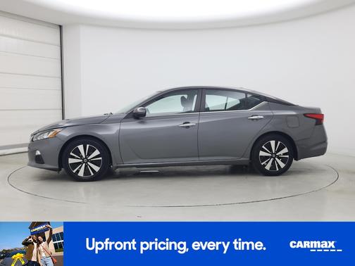 2022 Nissan Altima SV