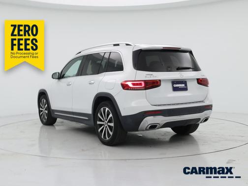 White 2022 Mercedes-Benz GLB 250