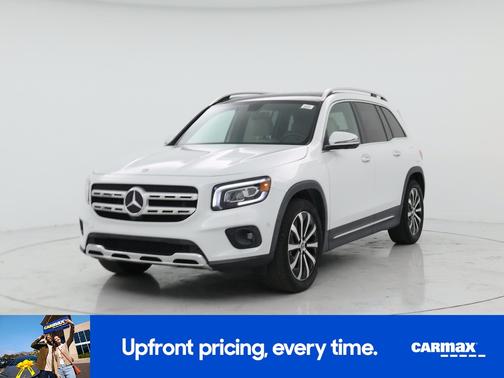 White 2022 Mercedes-Benz GLB 250