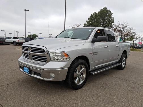 Photo 4 of 30 of 2018 RAM 1500 Big Horn