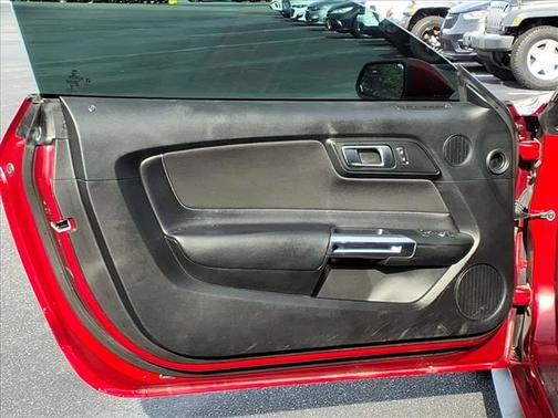 2021 Ford Mustang EcoBoost