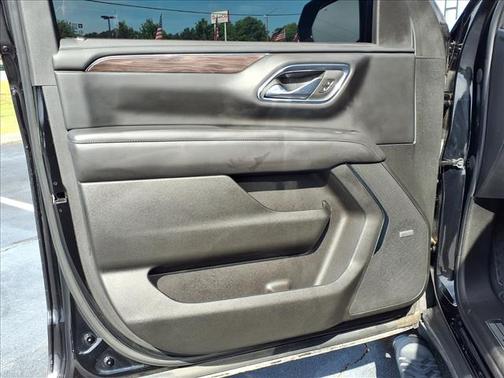 Black 2023 Chevrolet Suburban Z71