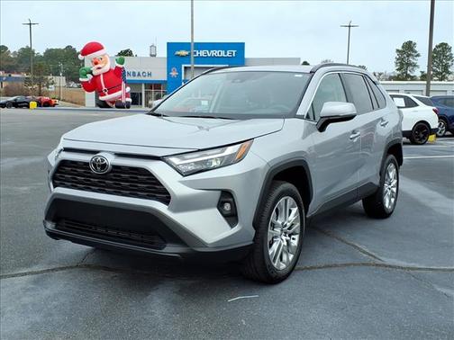 2025 Toyota RAV4 XLE Premium