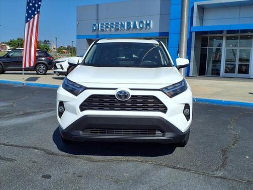 2022 Toyota RAV4 XLE