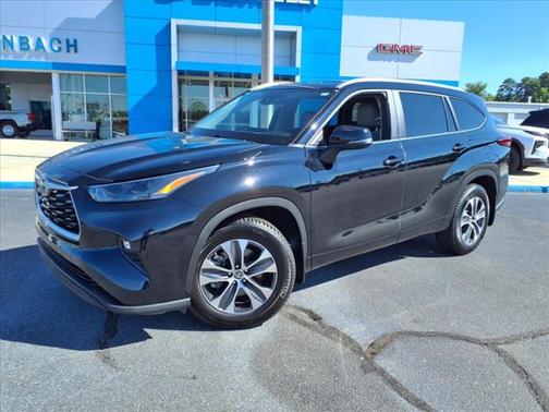 2023 Toyota Highlander L
