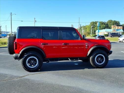 Race Red 2024 Ford Bronco Badlands