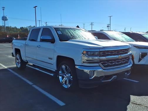Summit White 2018 Chevrolet Silverado 1500 1LZ