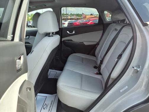 2022 Hyundai KONA Limited