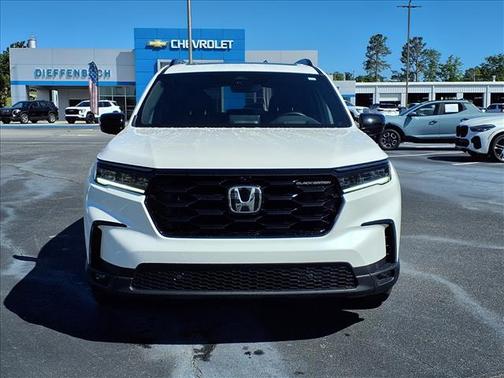 White 2025 Honda Pilot Black Edition