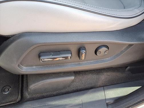 Silver 2024 Honda Pilot Elite