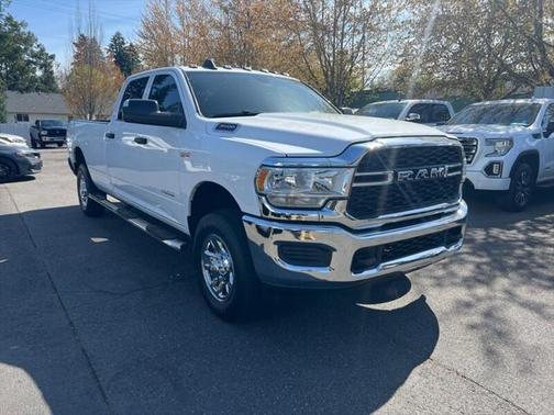 2021 RAM 3500 Tradesman Crew Cab 4x4 8' Box