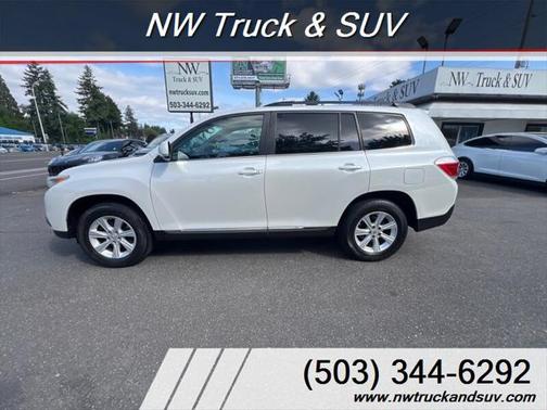 2011 Toyota Highlander SE